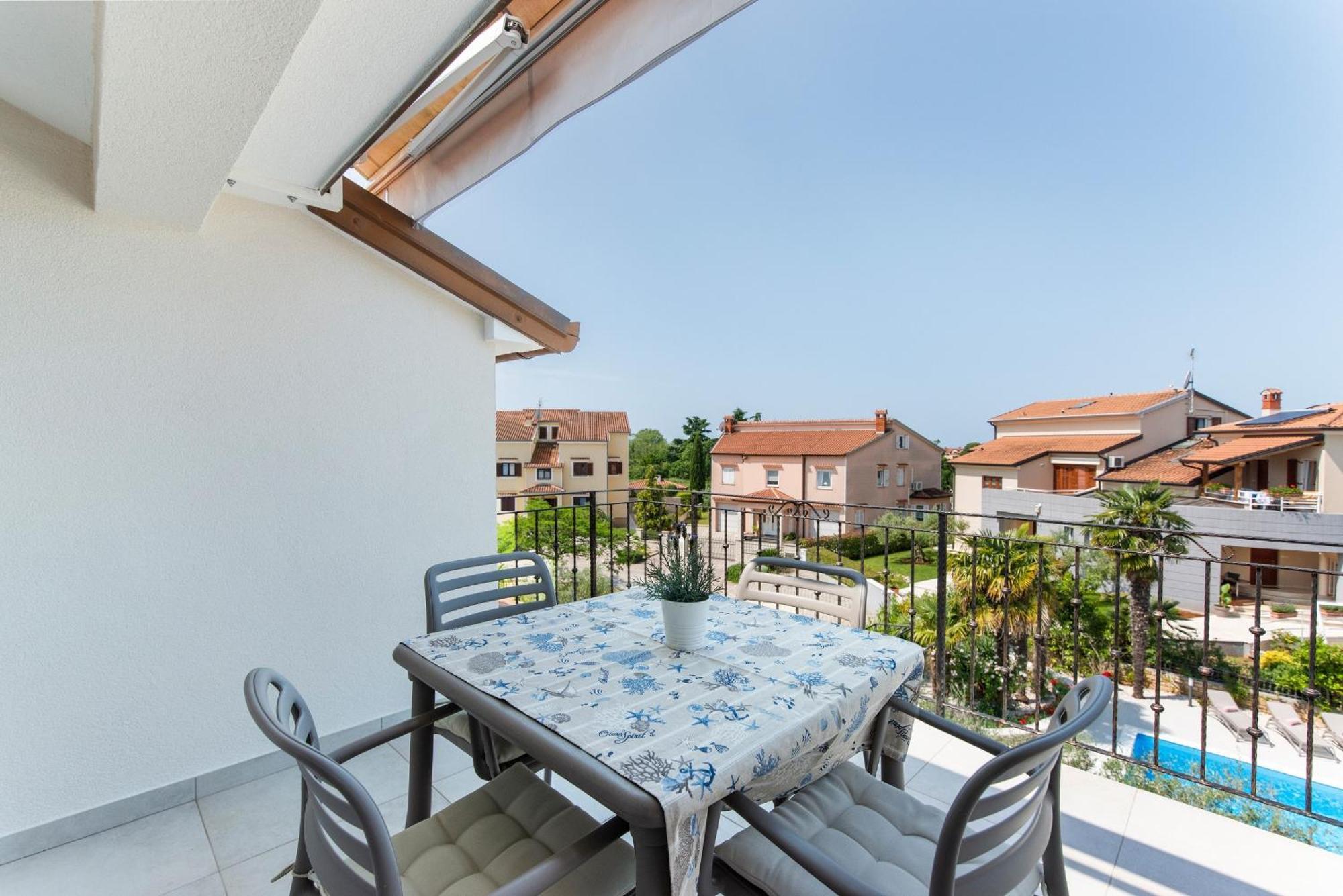 Villa Hope - Apartments With Shared Pool Poreč Cameră foto